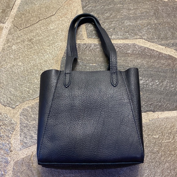 Pebbled Black Small Juliette Tote Bag - Picture 4 of 12